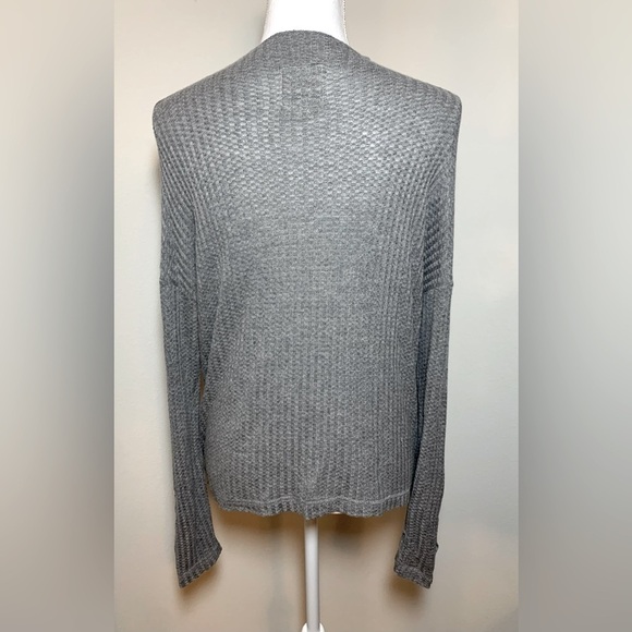 NWT Chaser Gray Waffle Knit High Neck Top With Snaps Women Size Small - Picture 2 of 6